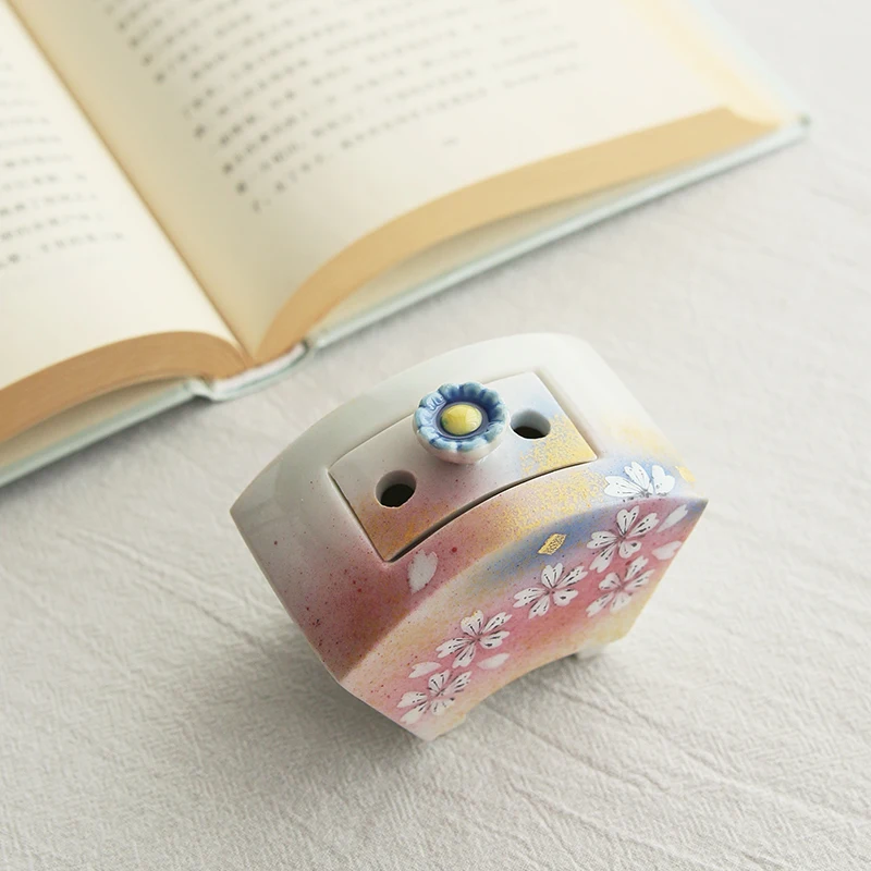 

Spot nine valley imported from Japan to burn the flowers dance 】 painted mini aroma stove furnishing articles gift box