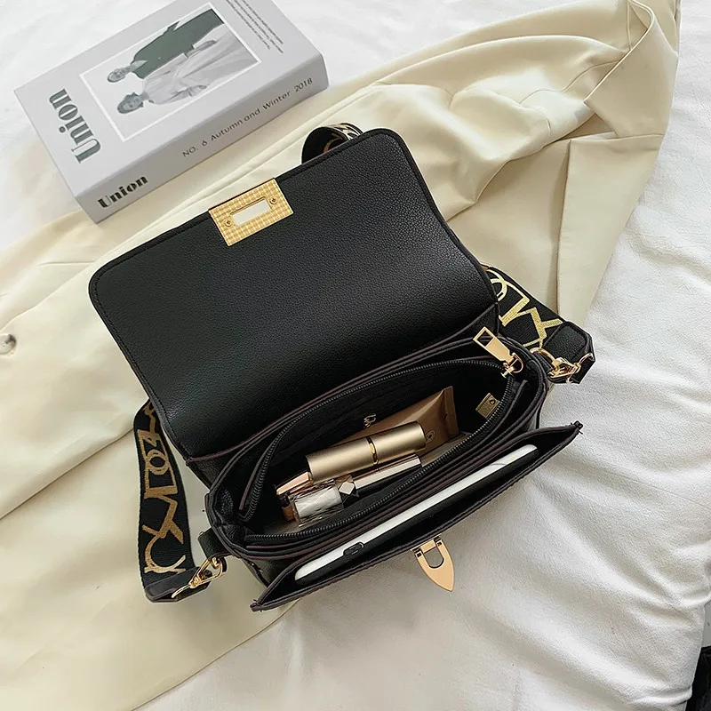 

Small Wide Strap Crossbody Women Bag High Quality Pu Leather Flap Shoulder Bags Female Stone Pattern Rivet Sling Messenger Bag