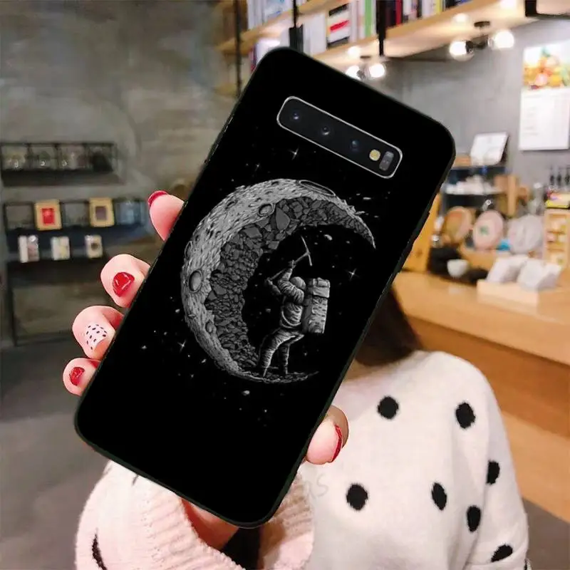

Space Moon Astronaut Phone Case For Samsung A50 A51 A71 A20E A20S S10 S20 S21 S30 Plus ultra 5G M11 funda shell