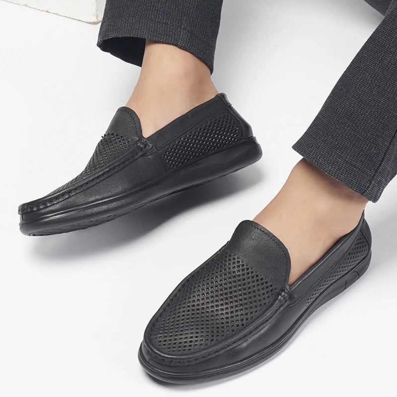 

Fashion Genuine Leather Shoes Men summer hollow out Slip-on Loafers Soft men Moccasins Mens Gommino Shoes Casual zapatillas