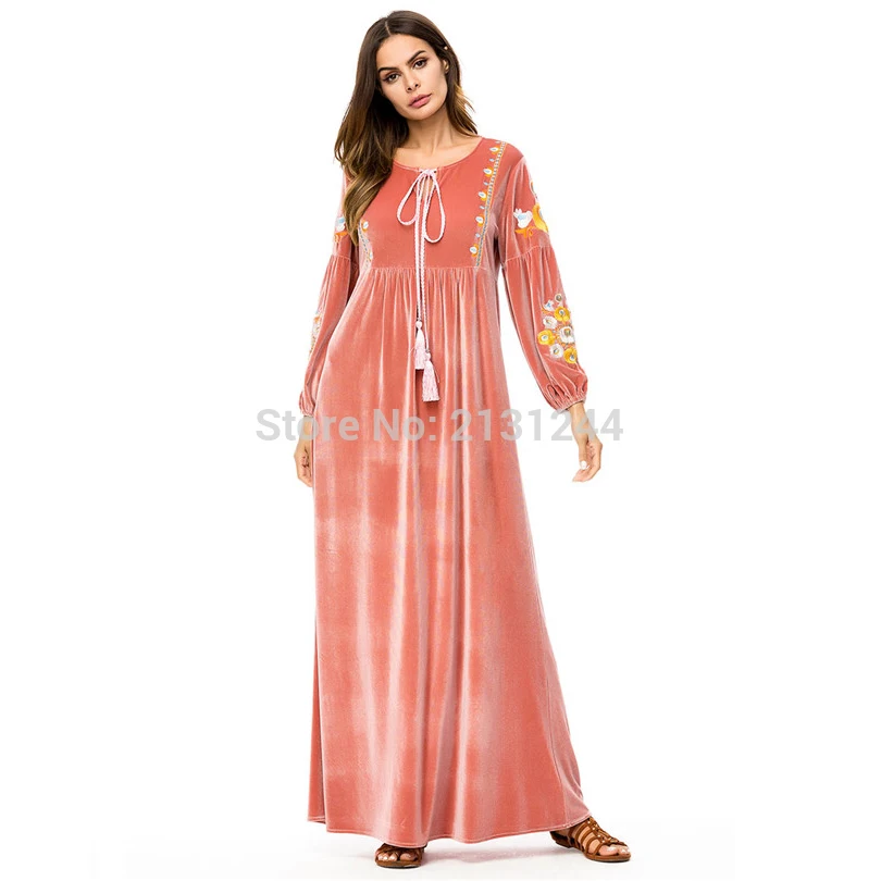 Бархатное розовое мусульманское платье Абая Дубай 7260 повседневное однотонное