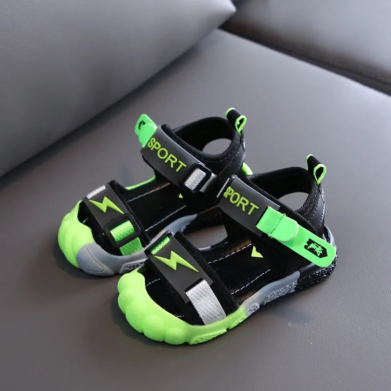 

2021 New Summer Children's Sandals Beach Shoes for Boys Girls Korean Fashion Closed Toe Baby Toddler Shoes Casual Kid Slides