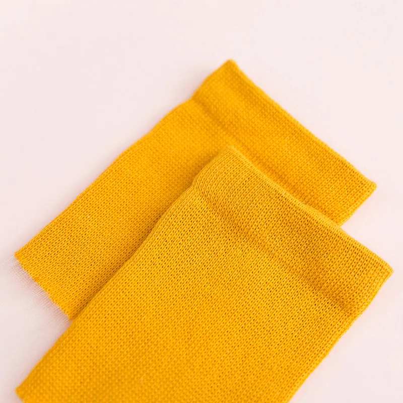 New spring and summer products Korean version of women's calf socks transparent personality glass silk and knee crystal socks