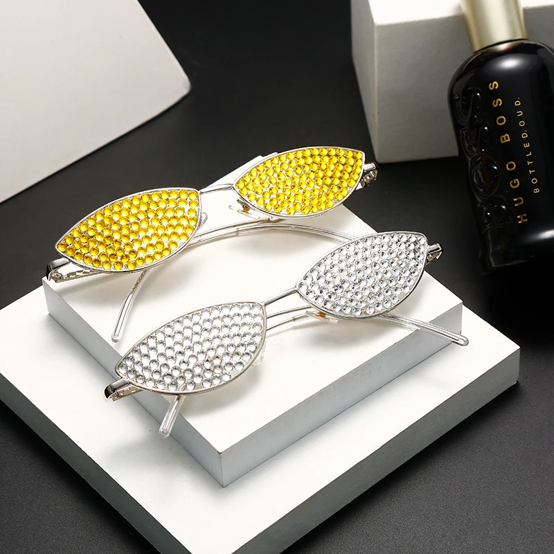 Женские солнцезащитные очки в винтажном стиле с бриллиантами роскошные