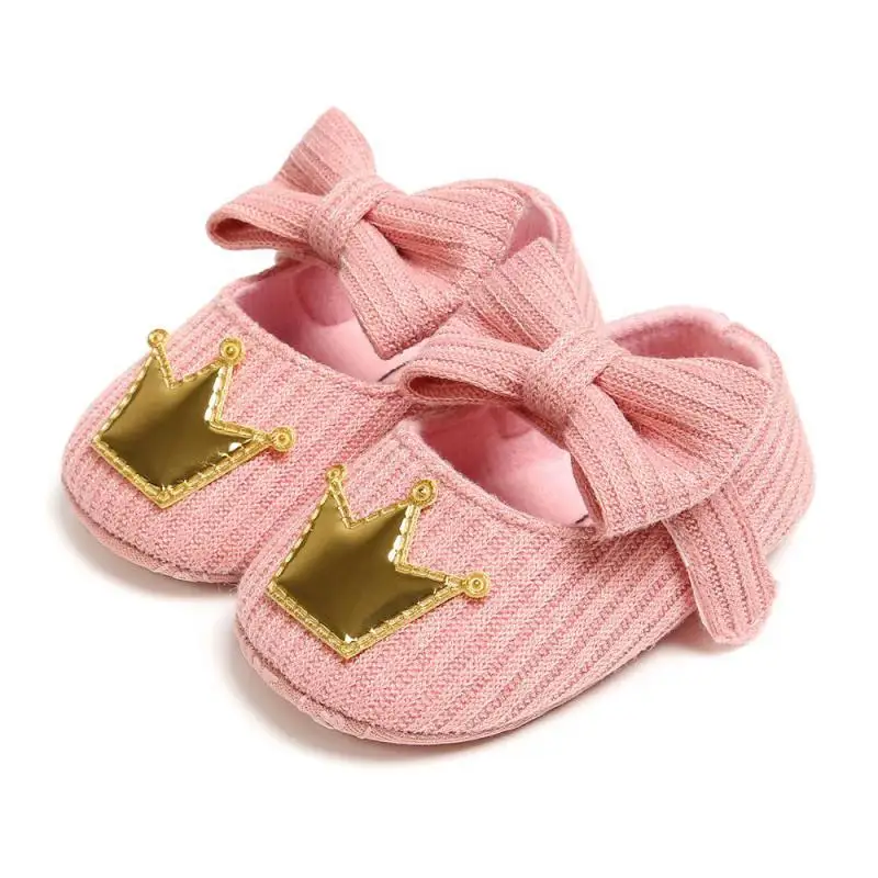 Для тех кто только начинает ходить новая одежда для малышек детская обувь