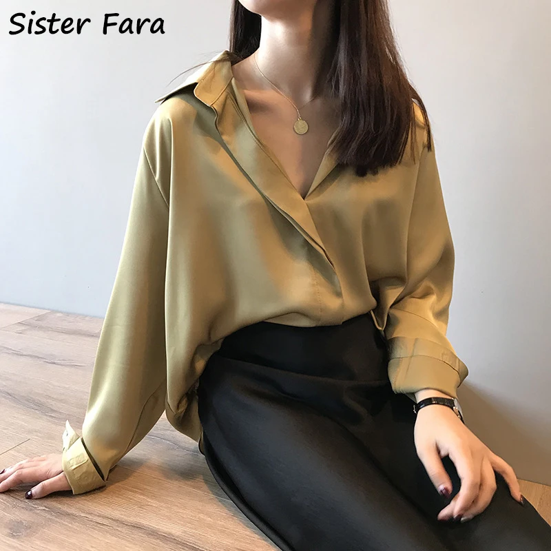 

Рубашка Женская атласная однобортная с отложным воротником и длинным рукавом