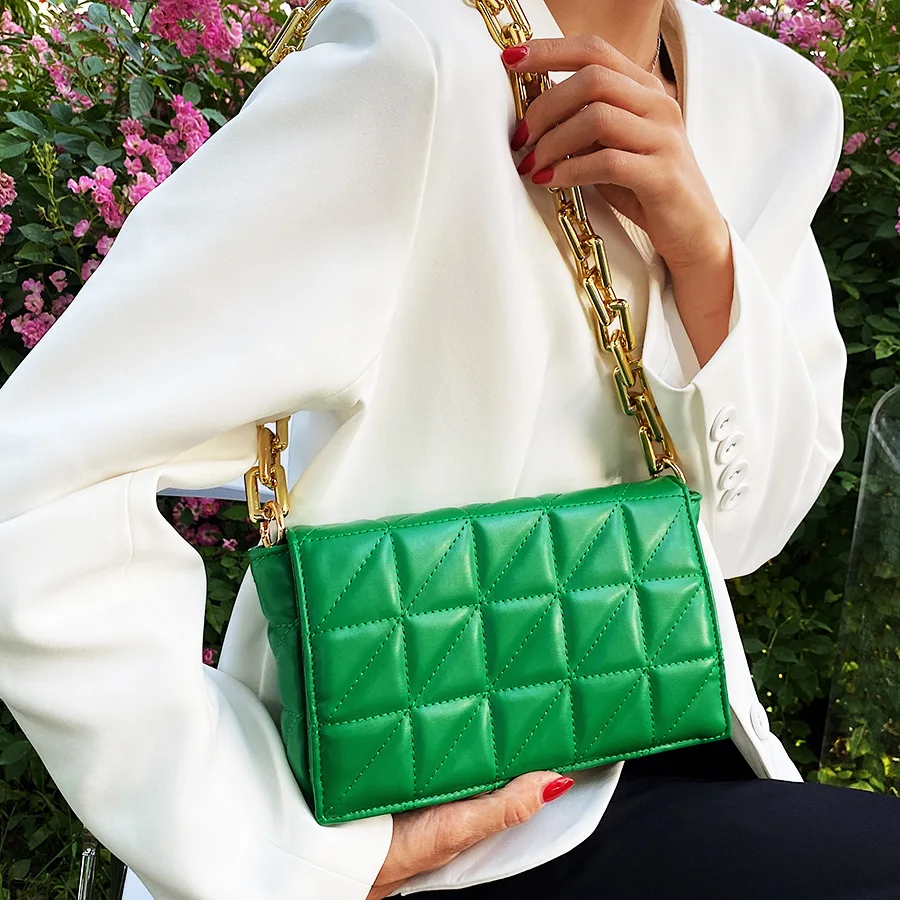 

Quilting PU Leather Crossbody Bag for Women 2021 Summer Travel Trends Baguette Shoulder Purses and Handbags Thick Chain Green
