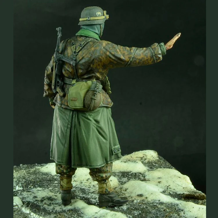 

1/35 Resin Figure Soldier Model Soldier Combination Single 217