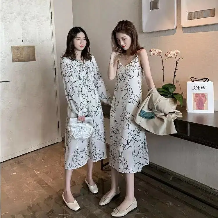 

2021 spring and summer new mid length over knee lace up print boudoir Chiffon Dress French girl A-line skirt