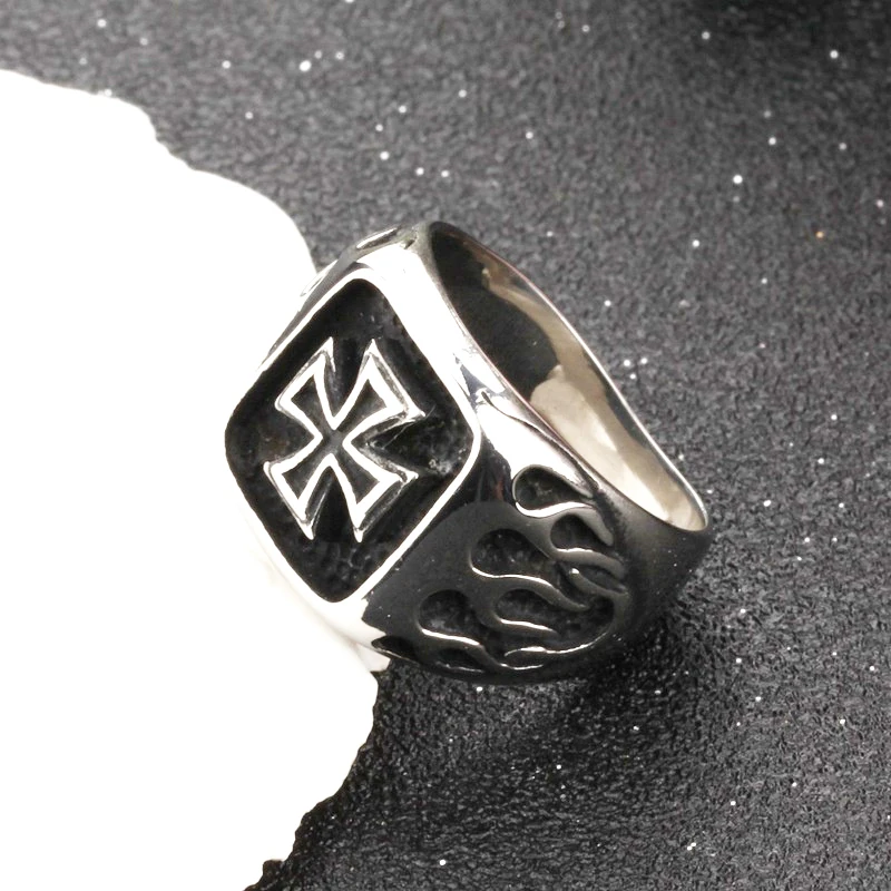 

New Trendy Celtic Cross Flame Pattern Ring Men's Ring Fashion Metal Plated-silver Ring Accessories Party Jewelry