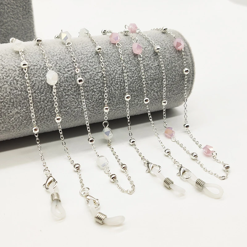 

2021 Fashion Eyeglasses Chain White Pink Crystal Charm Bead Metal Plated Silicone Loops Sunglasses Accessory Women Necklace Gift