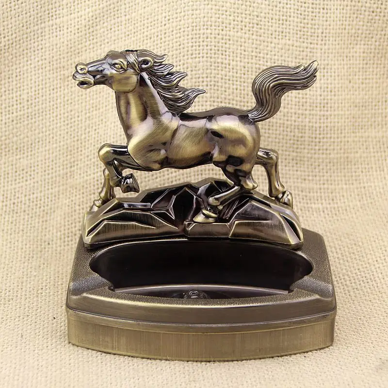 

Beng Teng Horse Ashtray with Lighter Weed Trays Accesories Portable Ashtray Pretty Cool Ashtray Regalos Para Hombre Originales