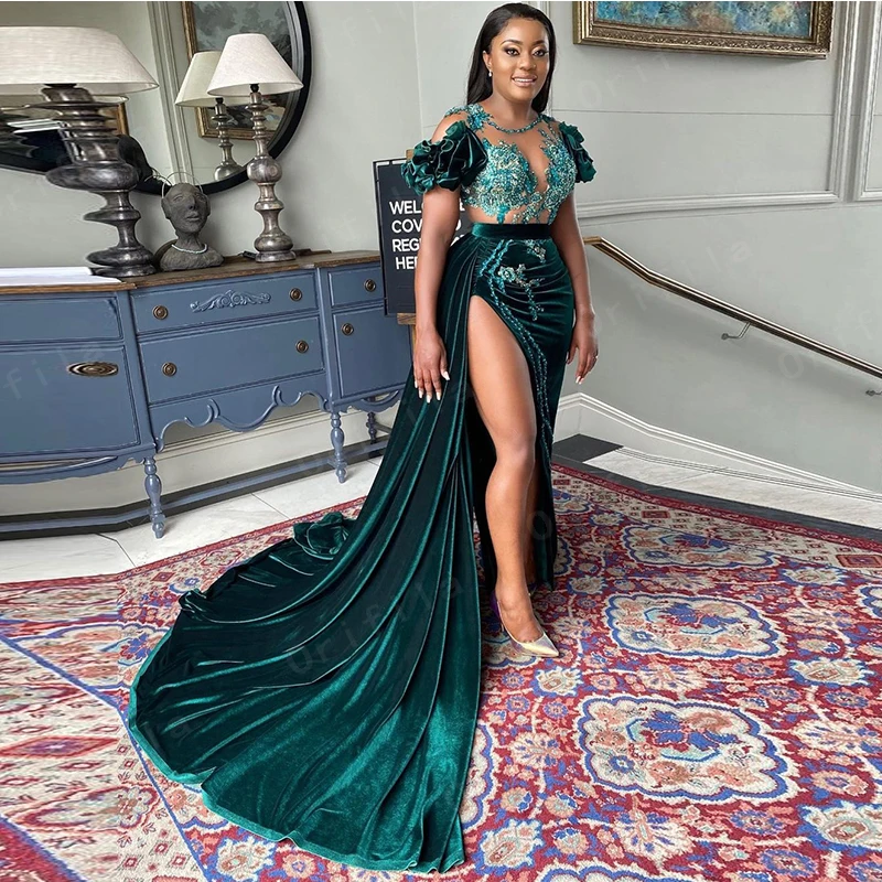 

Green Velvet Evening Dress Split 2021 Scoop Illusion Short Sleeves Vestidos De Novia Party Gowns Formal Prom Party Gowns