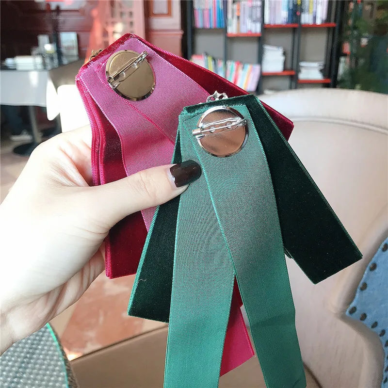 Женская бархатная брошь-бабочка Корейская тканевая для воротника стразы |