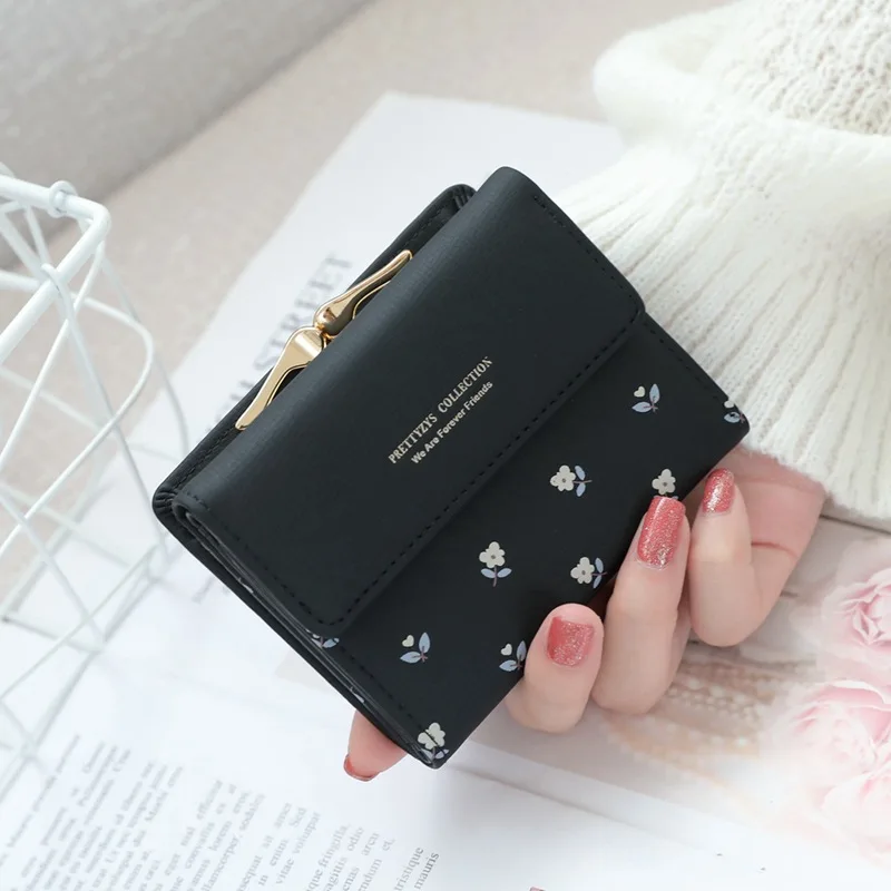 

Newly Short Buckle Wallet Female Korean Version Of The Three-Fold Clip Coin Purse Small Fresh PU Printed Small Floral Wallet