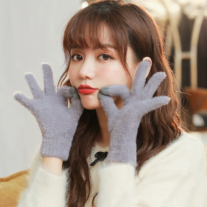 

CARTELO knitted plush gloves ladies autumn and winter outdoor full-finger windproof warm touch screen cute embroidery gloves