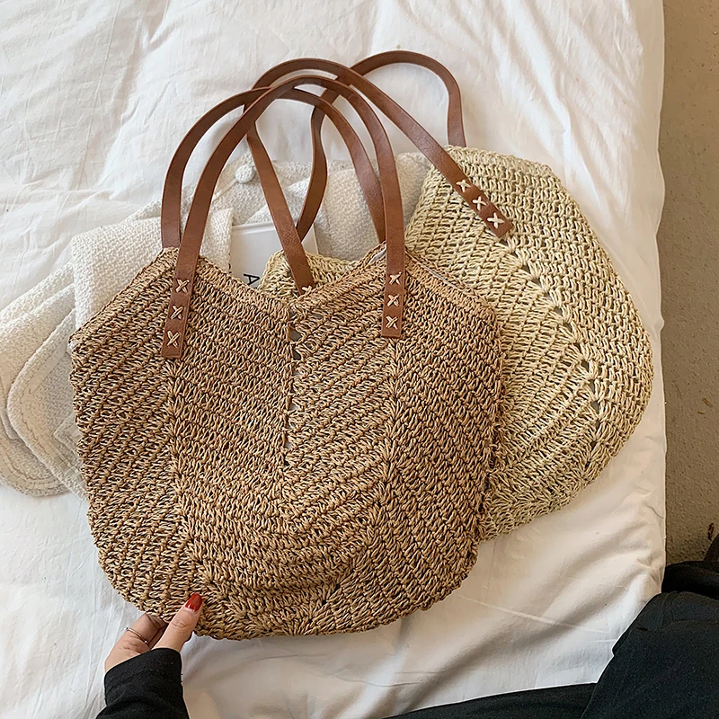

2021 Summer Hand-woven Women's Big Shoulder Handbag Bohemian Rattan Straw High Capacity Shopper Weaving Beach Tote Bag