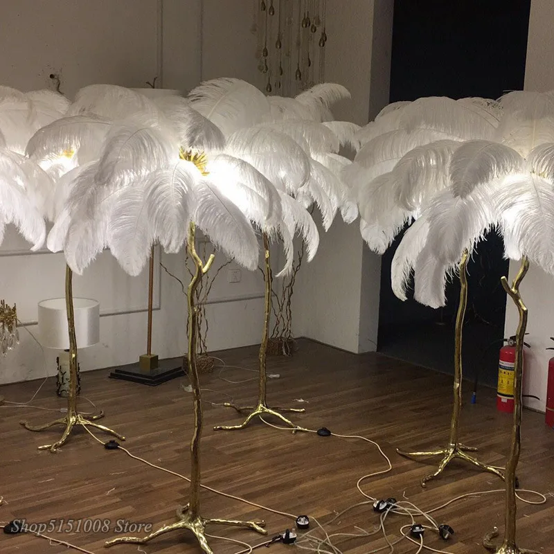Напольная Лампа с перьями в американском стиле золотистая медная лампа на дереве