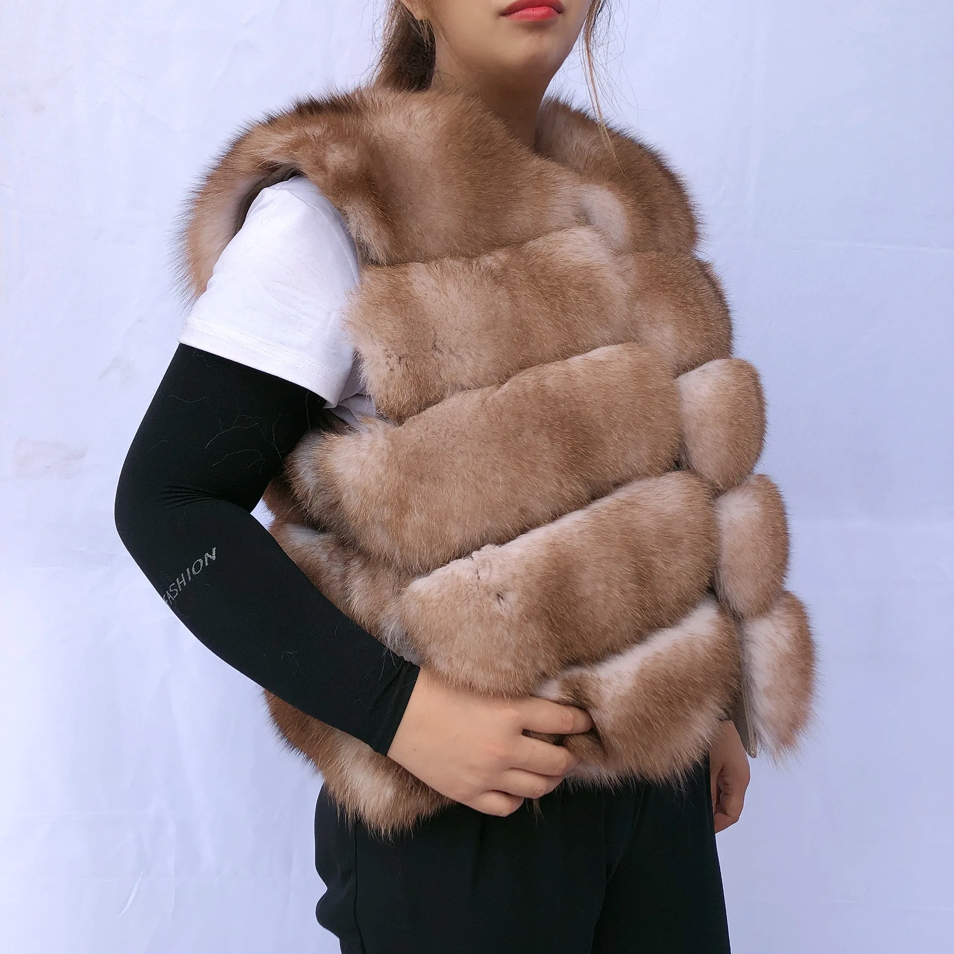 Женская зимняя куртка из лисьего меха красная лиса серебристая Лиса сексуальная