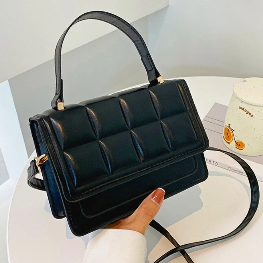 

Женская сумка с тиснением, маленькая квадратная сумка через плечо из искусственной кожи, новая модная сумка-мессенджер через плечо, роскошн...