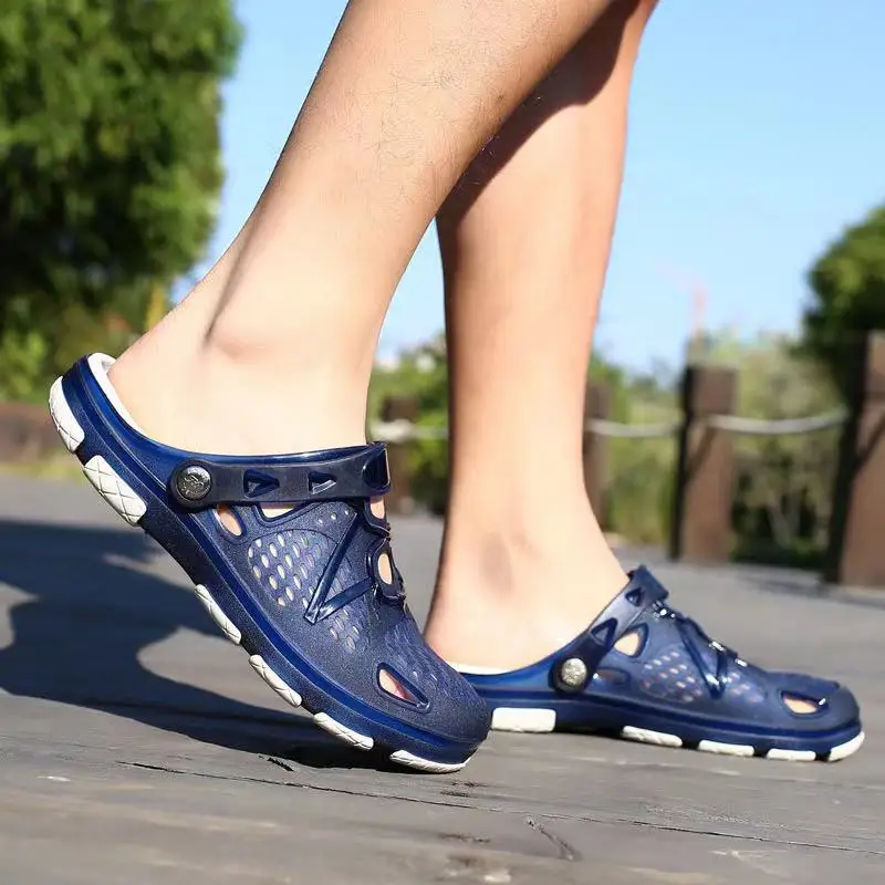 

Summer beach shoes men's hole shoes Korean fashion casual breathable dual-use sandals and slippers