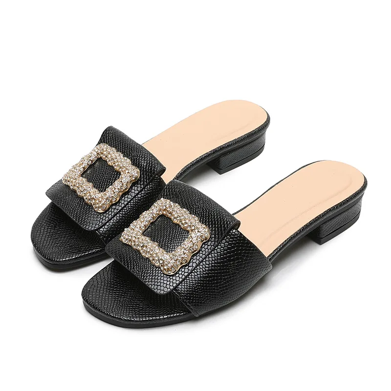 

Shoes Woman 2021 Low Big Size Slippers Flat Rivet Fabric Rubber Basic PU Scandals Rivet Low Shoes Big Size Ladies' Slippers Flat