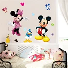 Виниловые обои с рисунком Микки и Минни для детской комнаты
