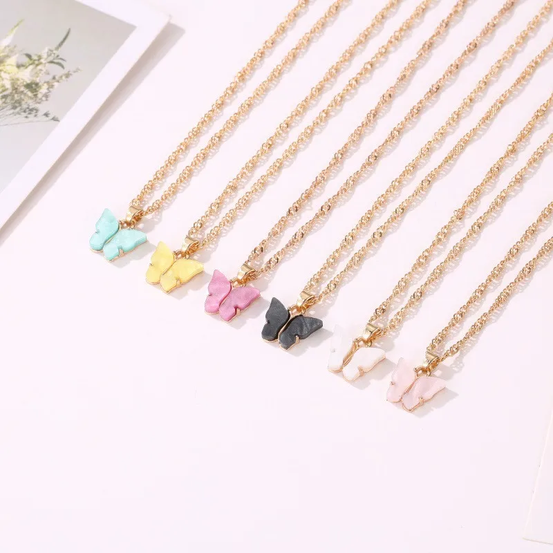 

Modyle 2020 New Bohemian Candy Color Acrylic Butterfly Pendant Necklaces For Women Trendy Beads Chain Clavicle Fashion Jewelry