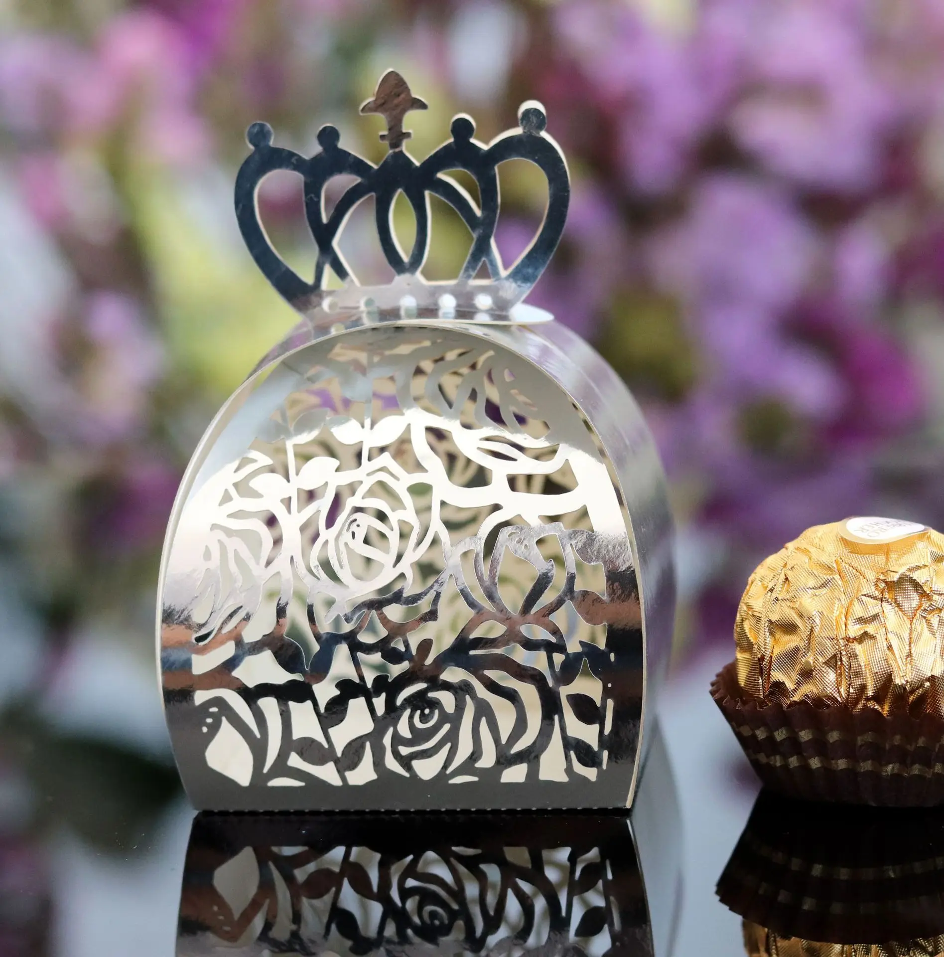 50 шт. Цветочная лазерная резка корона роза коробка для конфет на день рождения