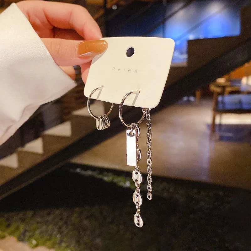 

2021 Trend Asymmetrical Pendant Cartilage Drop Dangle Earrings Punk Jewelry For Cool Women Girl Friendship Gift Tassel Earrings