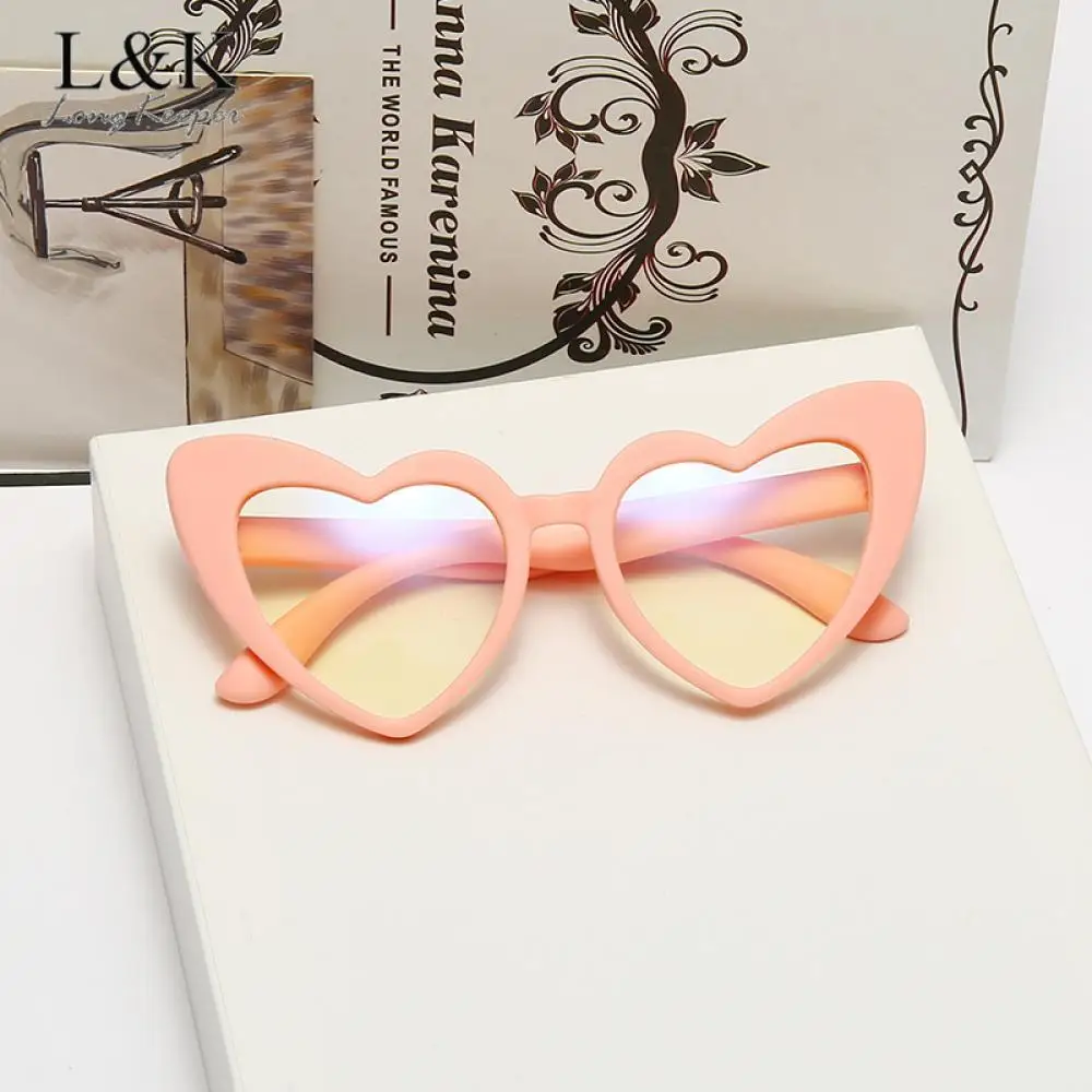 

Детские очки LongKeeper с защитой от синего света, детские очки с прозрачными линзами в форме сердца, компьютерные очки для мальчиков и девочек, а...