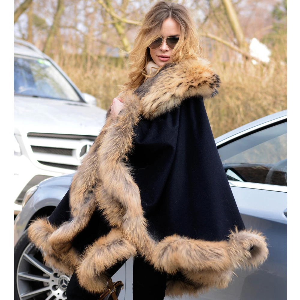 Women Natural Fur Coats Winter New Whole Skin Genuine Raccoon Dog Fur Collar Cashmere Capes Fashion Wool Blends Fur Ponchos