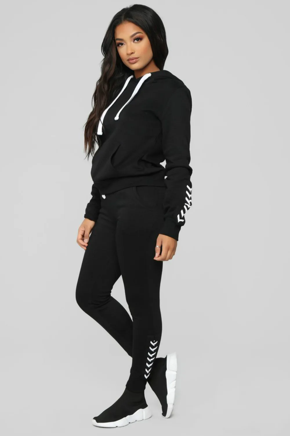 

Fashion Women's Suit Spring Autumn Casual Hooded Collar Pullover Solid Color Fleece Regular Trousers Two-piece Suit Donsignet