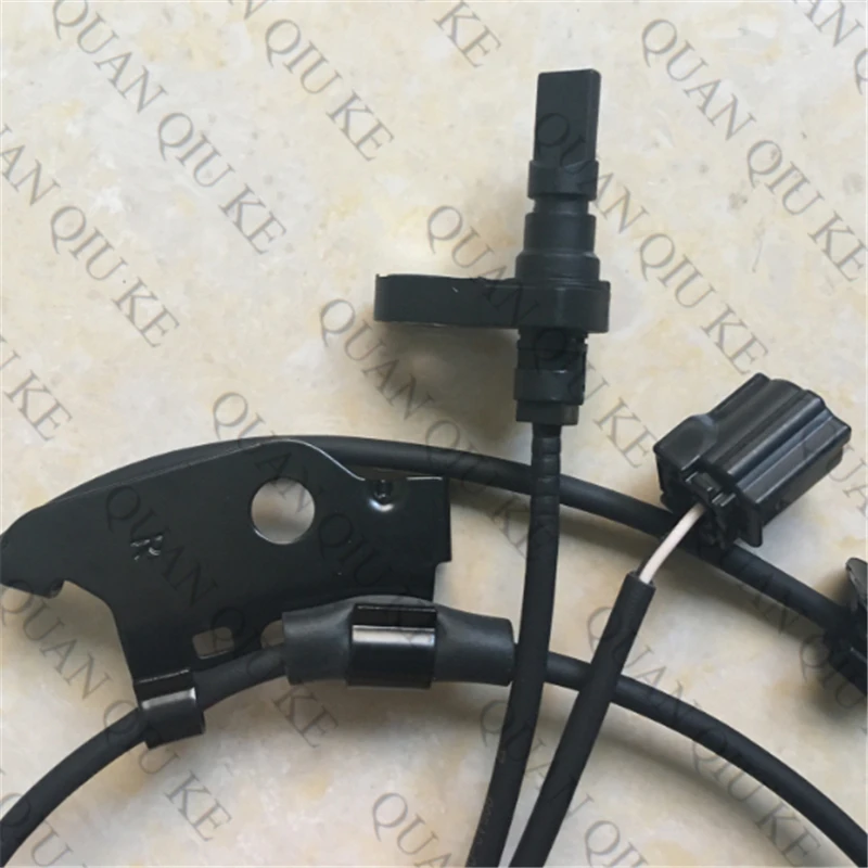 Передний правый датчик скорости колеса ABS Подходит для 06-18 RAV4 89542-42050 89542-0R010 |