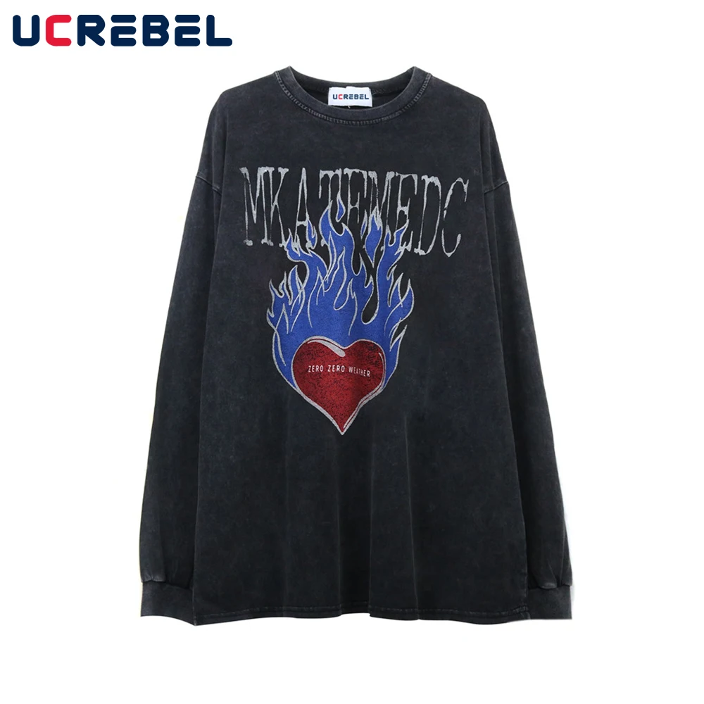 

Футболка мужская хлопковая с длинным рукавом, уличная одежда с принтом пламени и сердца, с эффектом потертости, с круглым вырезом, Повседнев...