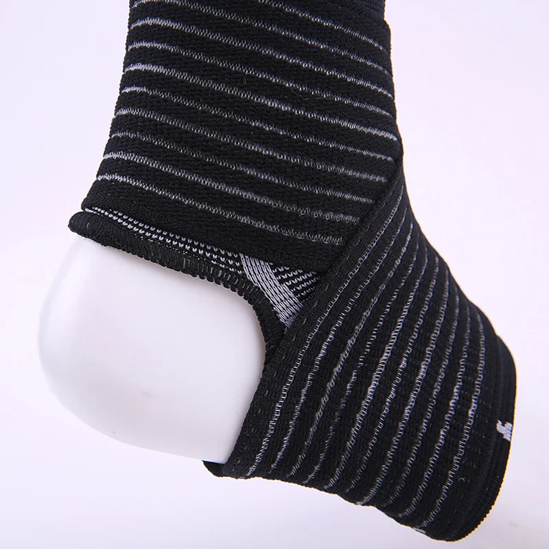 

High Elastic Compression Ankle Bandage Brace Support for Sports Basketball Soccer SDFA88