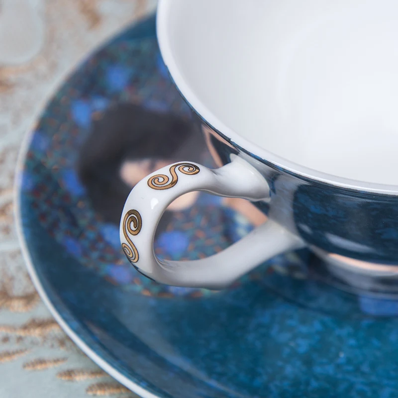 Набор из кофейной чашки и блюдца Klimt дизайн масляная живопись тонкого костяного