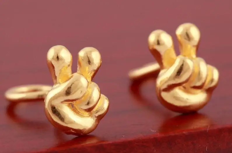

PURE 24K YELLOW GOLD EARRINGS / LUCKY HAND YEAH EARRING STUD
