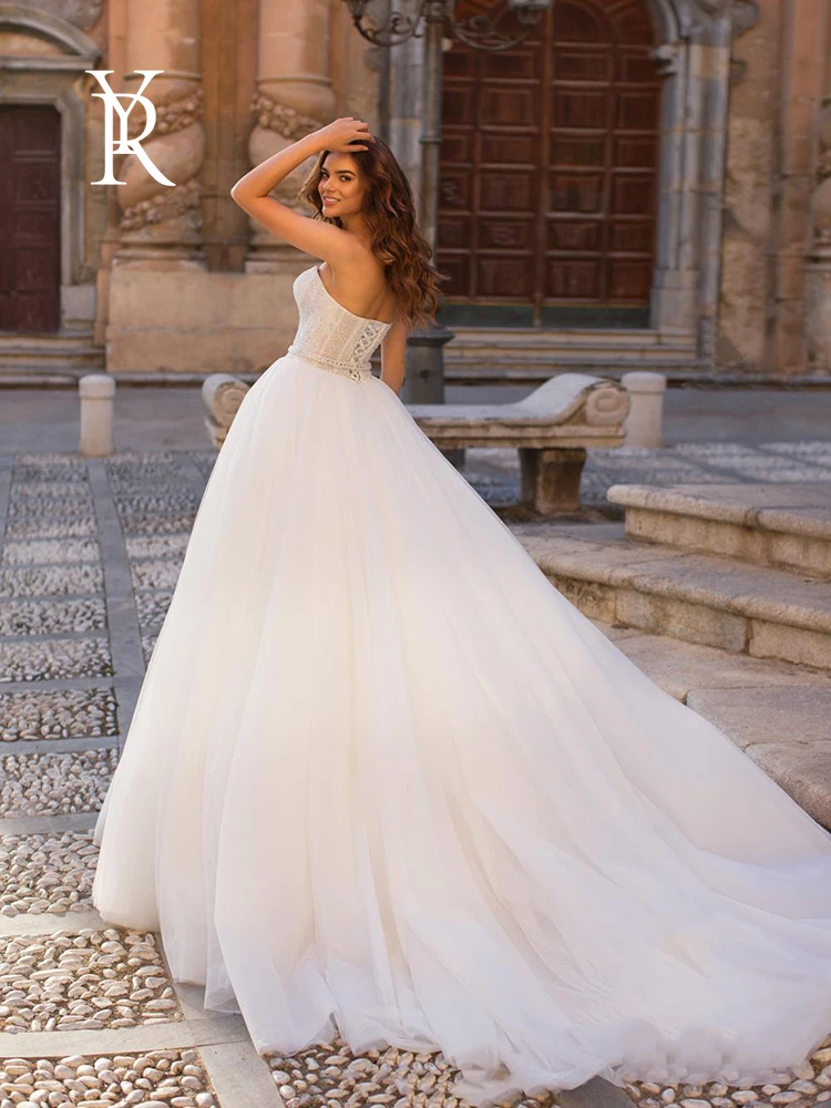 

Beige Elegant Wedding Dresses Tulle With Princess Ball Gown Strapless Wedding Lace Up Sequins For Custom Made Вяселле