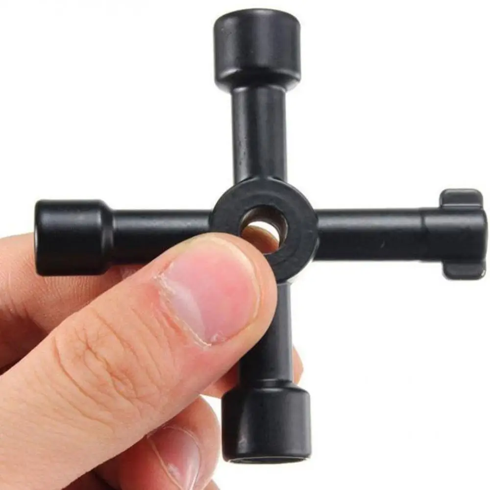 Многофункциональный 4 подъездных путей универсальный Треугольники гаечный ключ