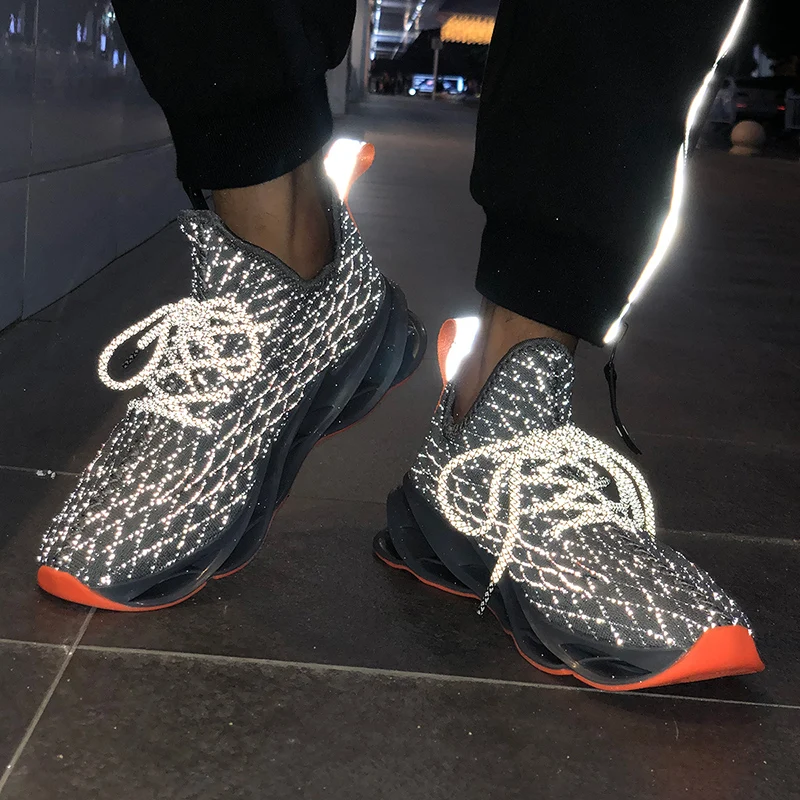 

Men's shoes 2020 new trend autumn Korean shoes men's trendy shoes all-match casual white low-cut blade shoes men (walker)