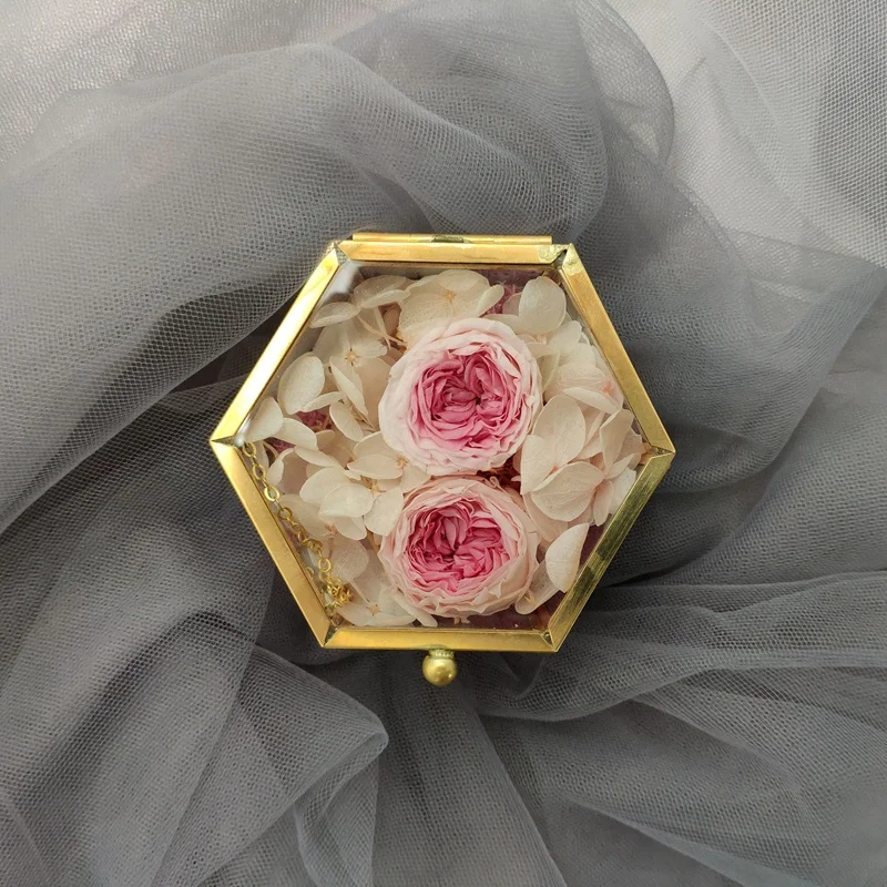 

Hexagon Transparent Glass Ring Box Wedding Ring Box Geometric Clear Glass Jewelry Box Jewelry Organizer Holder Tabletop Containe