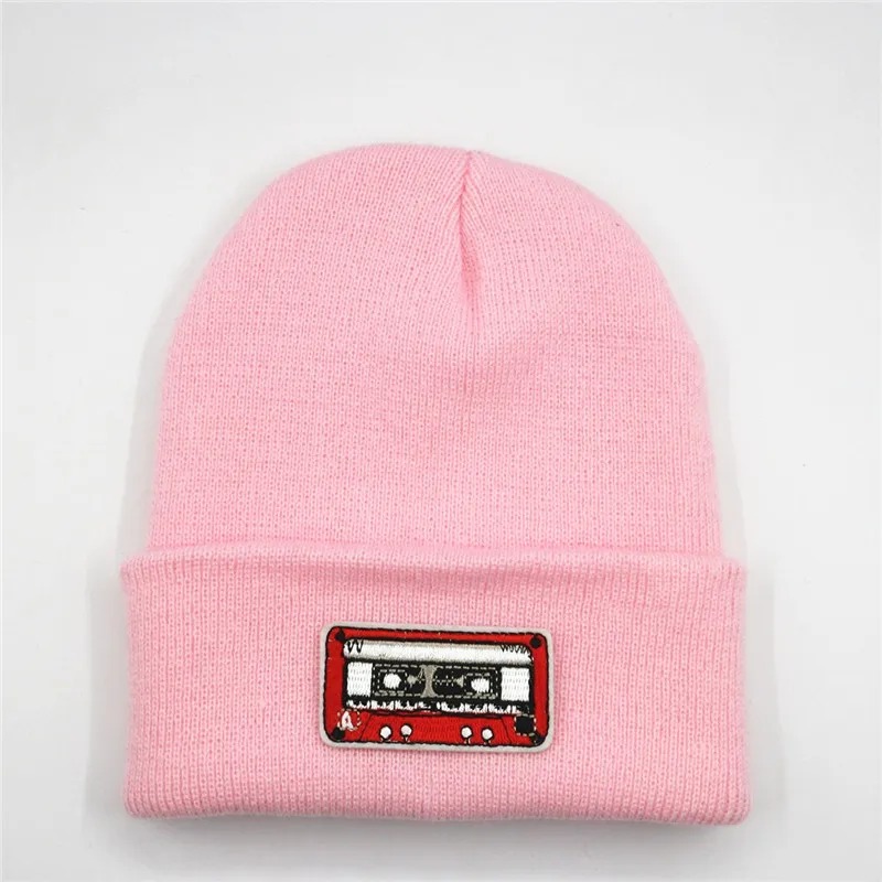 

2020 Cotton Tapes Embroidery Thicken Knitted Hat Winter Warm Hat Skullies Cap Beanie Hat for Men and Women 32