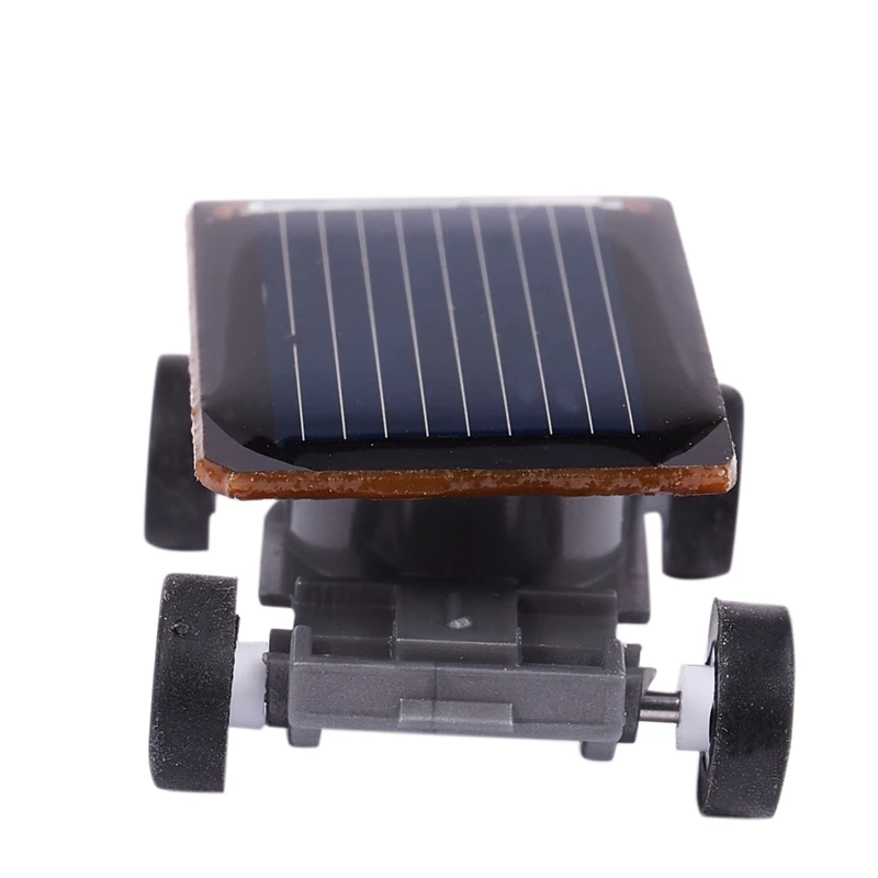 Солнечная энергия испуганное насекомое-Кузнечик Locust |