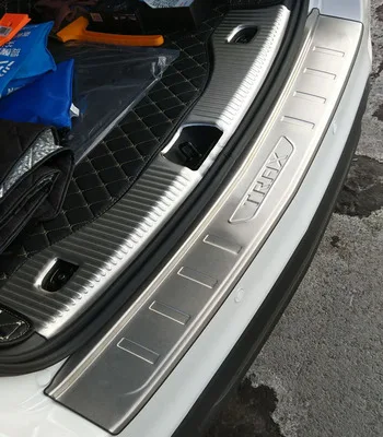 

For Chevrolet TRAX 2017 2018 Stainless Steel New Style Inner and Outer Rear Bumper Protector Sill Plate Cover Trim 2 Pcs / set