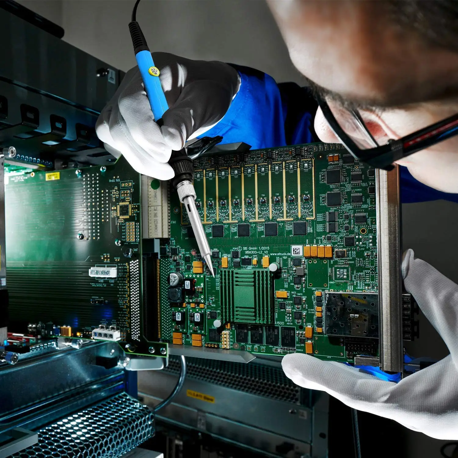 

60W Soldering Iron Kit with Adjustable Temperature Welding Tools with ON-Off Switch Soldering Kits Heater Soldering Tips Rework