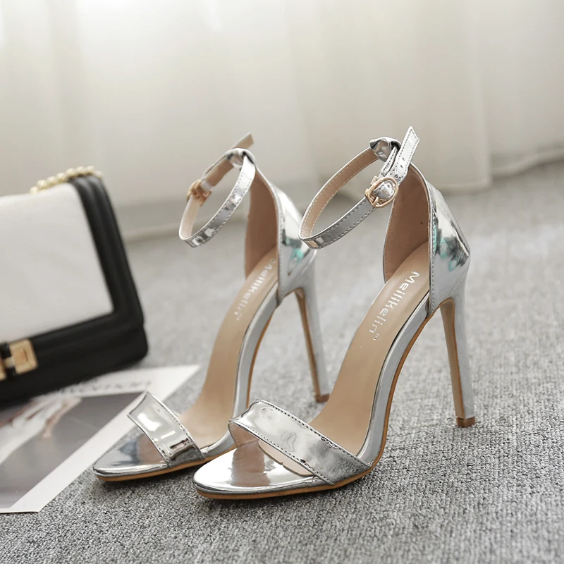 Женские босоножки из лакированной кожи на высоком каблуке | Обувь