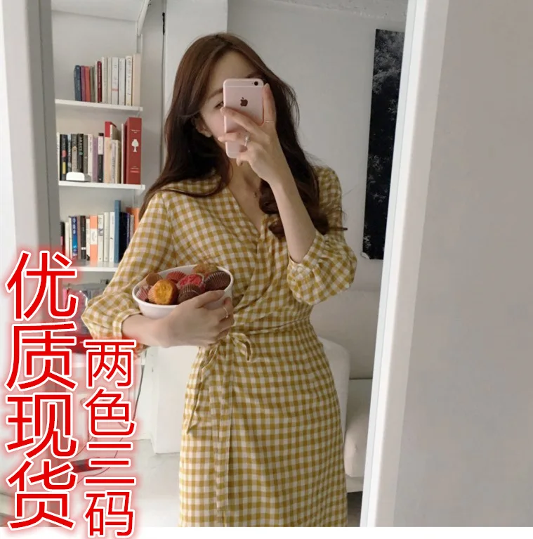 Платье женское хлопково-льняное с V-образным вырезом повседневный желтый сарафан