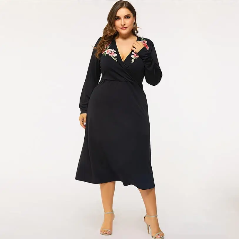 

Plus Size Women's 2021 Fall/Winter Sexy Women's Clothing Embroidery Long-Sleeved V-Neck Large Swing High Waist Ladies Dress