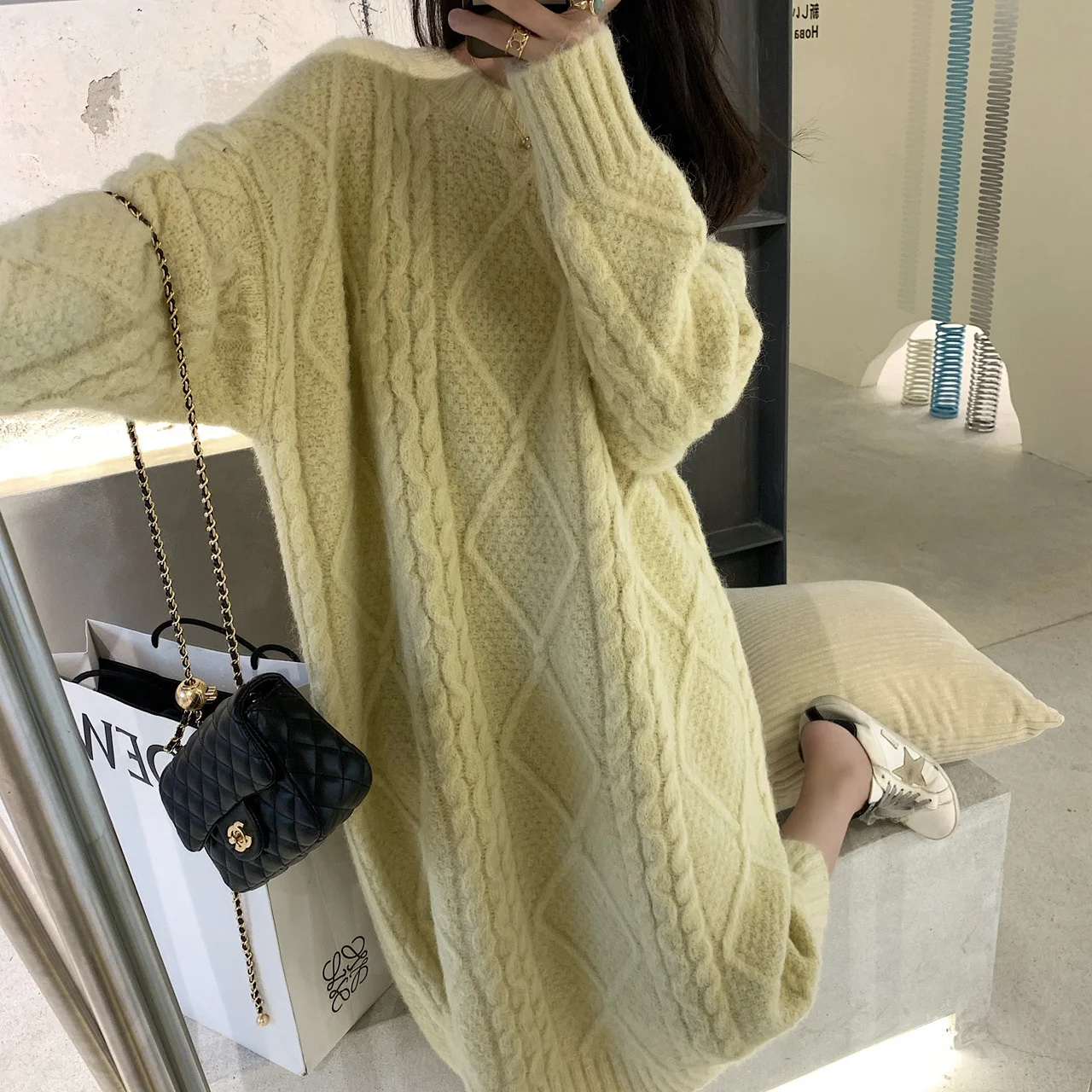 

Twist casual sweater dress in autumn and winter with bottomed round neck sweater long women's new style